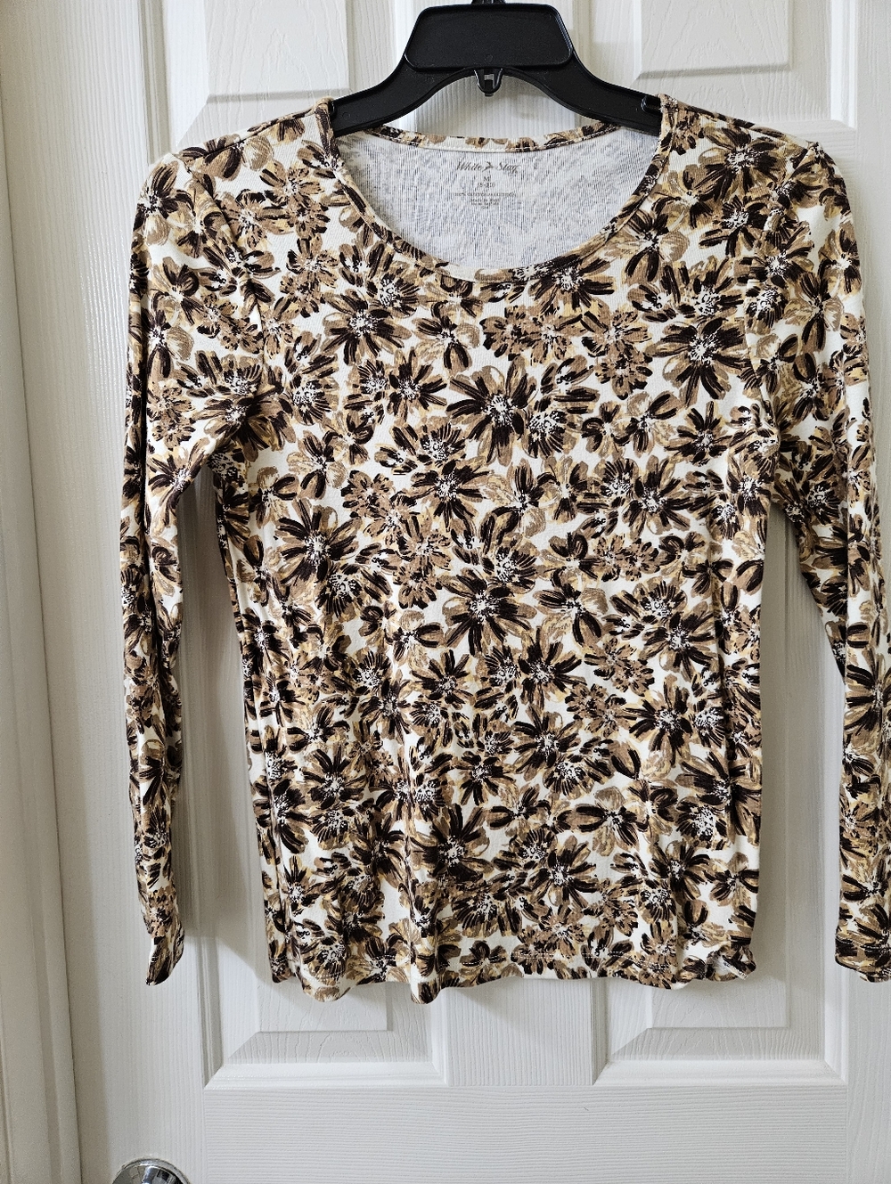 White Stag Long-Sleeve Floral Print Top in Brown and Cream, Size M, 8-10